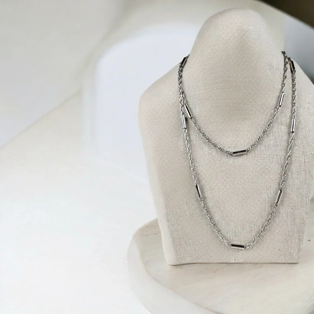 EUC~ Vintage Sarah Coventry Silver-Tone Wheat Chain Necklace 35.5”